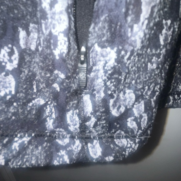 Lululemon Run Briskly 1/2 Zip
Eventide Jacquard Black Alpine White - Picture 4 of 5